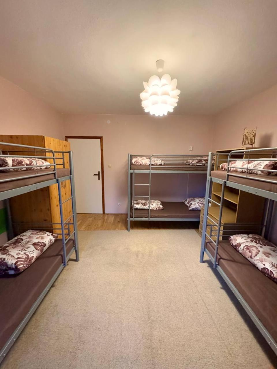 Vector Home Varsovie Extérieur photo